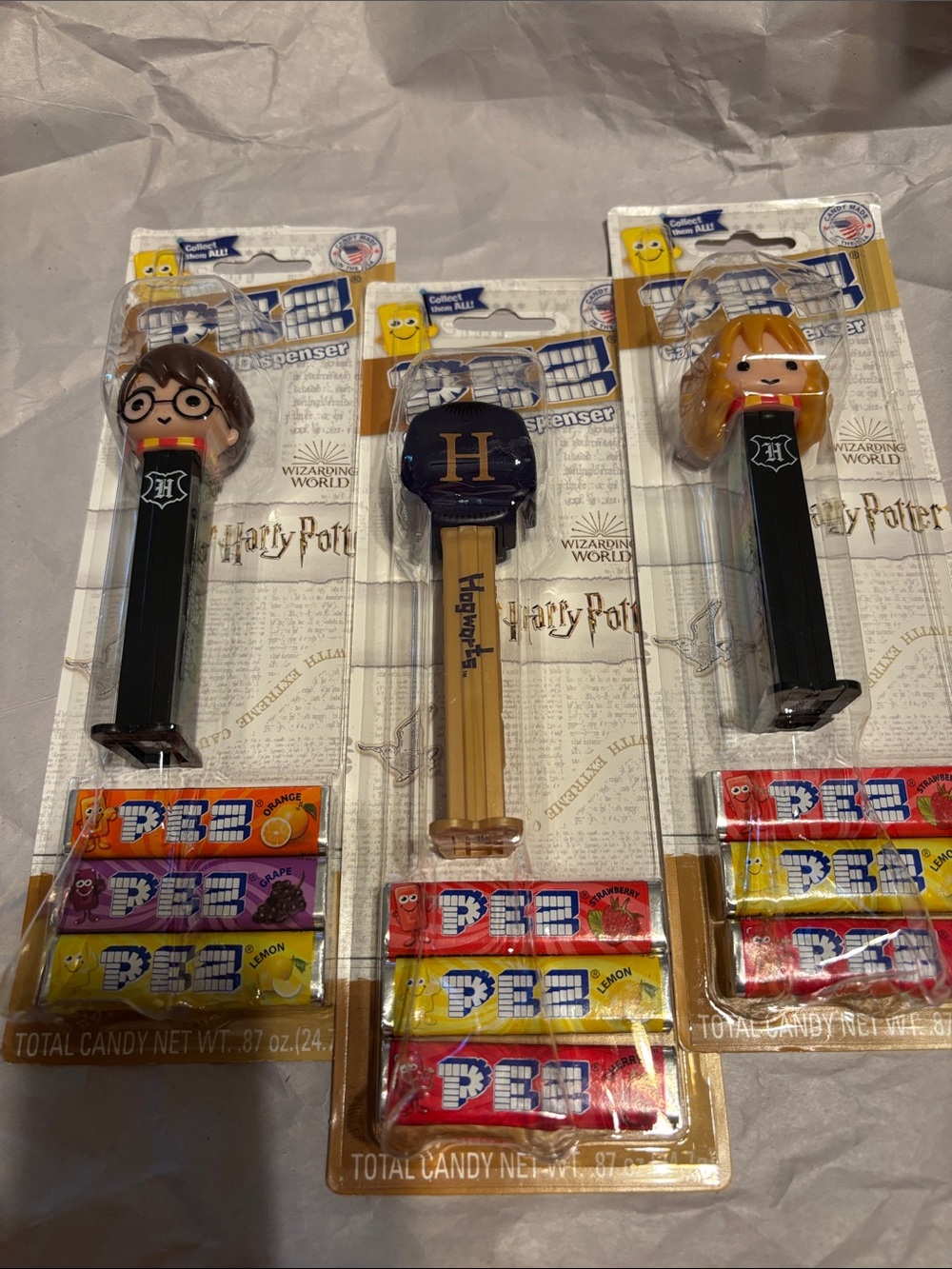 Harry Potter PEZ Dispenser - Harry Potter, Hermione and Hogwarts